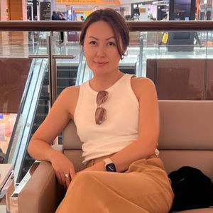 Meet your Posher, Elzada